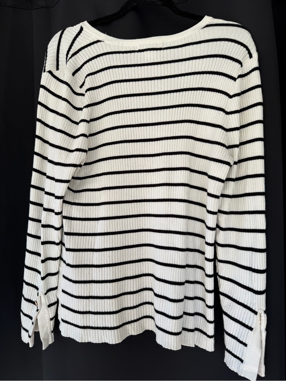 Liz Claiborne White and Black Striped Crewneck Sweater - Picture 5 of 6
